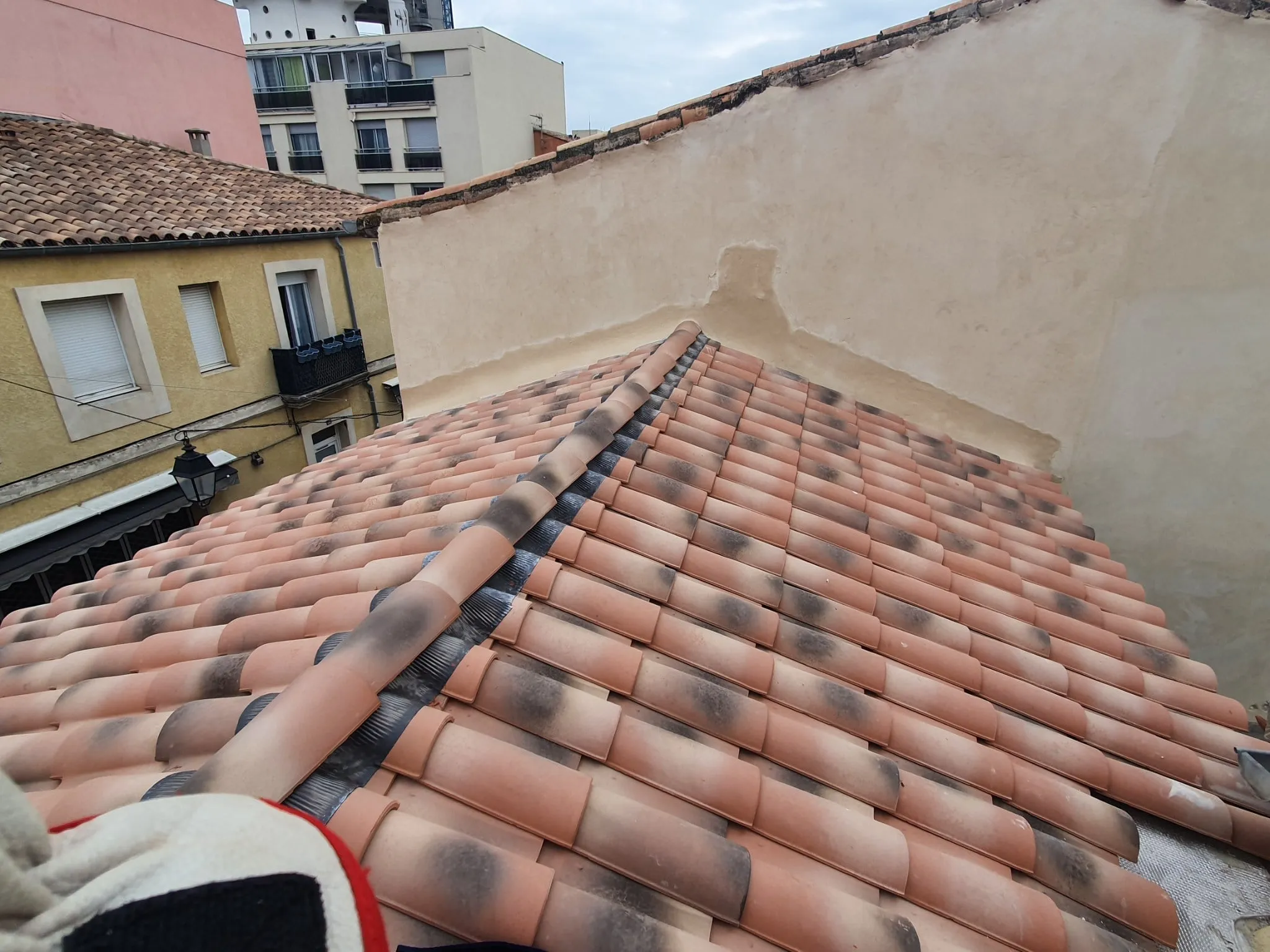 Rénovation d'une toiture dans le Var